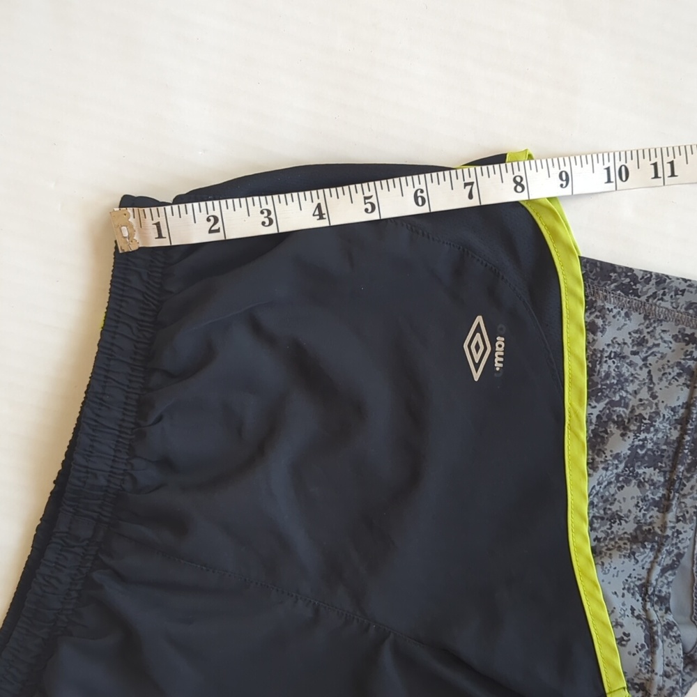Umbro Double Layer Athletic Shorts SMALL Black Lime Green - Picture 15 of 15